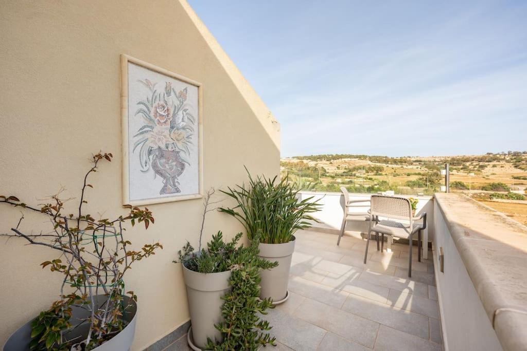 Seagull Penthouse Marsaxlokk Apartamento Exterior foto