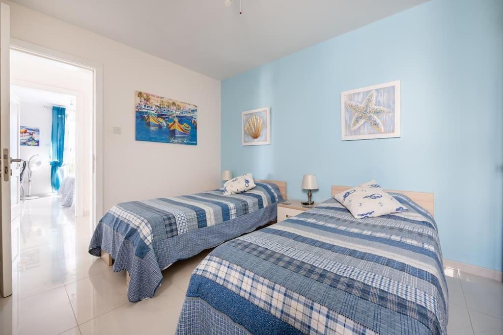 Seagull Penthouse Marsaxlokk Apartamento Exterior foto