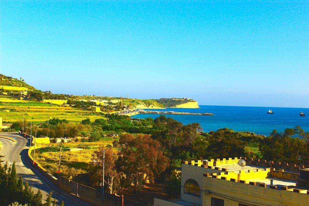 Seagull Penthouse Marsaxlokk Apartamento Exterior foto