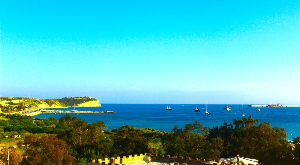 Seagull Penthouse Marsaxlokk Apartamento Exterior foto