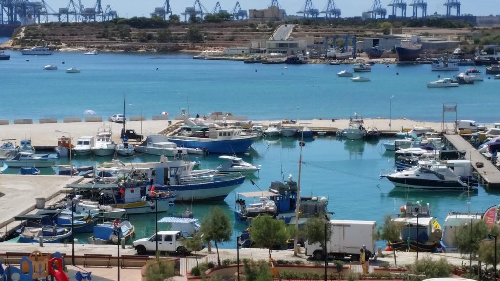 Seagull Penthouse Marsaxlokk Apartamento Exterior foto