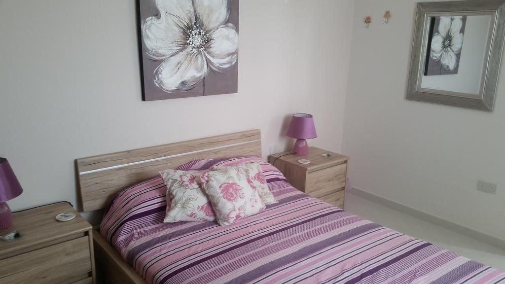 Seagull Penthouse Marsaxlokk Apartamento Exterior foto
