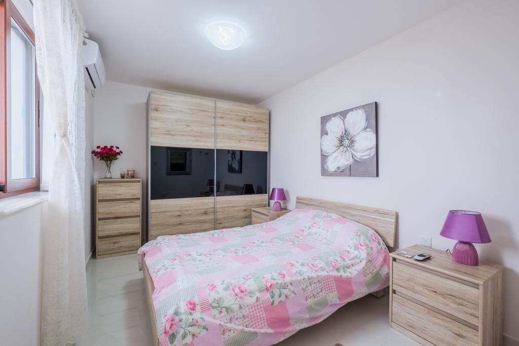 Seagull Penthouse Marsaxlokk Apartamento Exterior foto